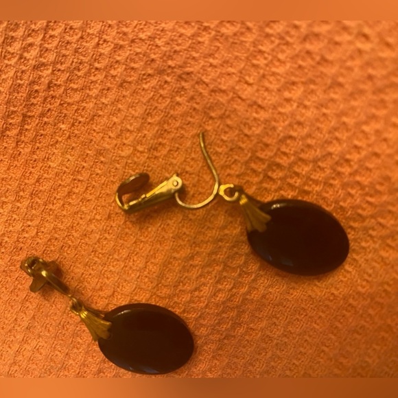 Palm tree with gold and black hues dangle earrings - Picture 7 of 8